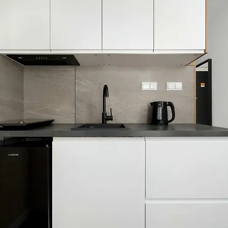 Funkcjonalny Akceptujacy Zwierzeta We Wroclawiu By Renters شقة *